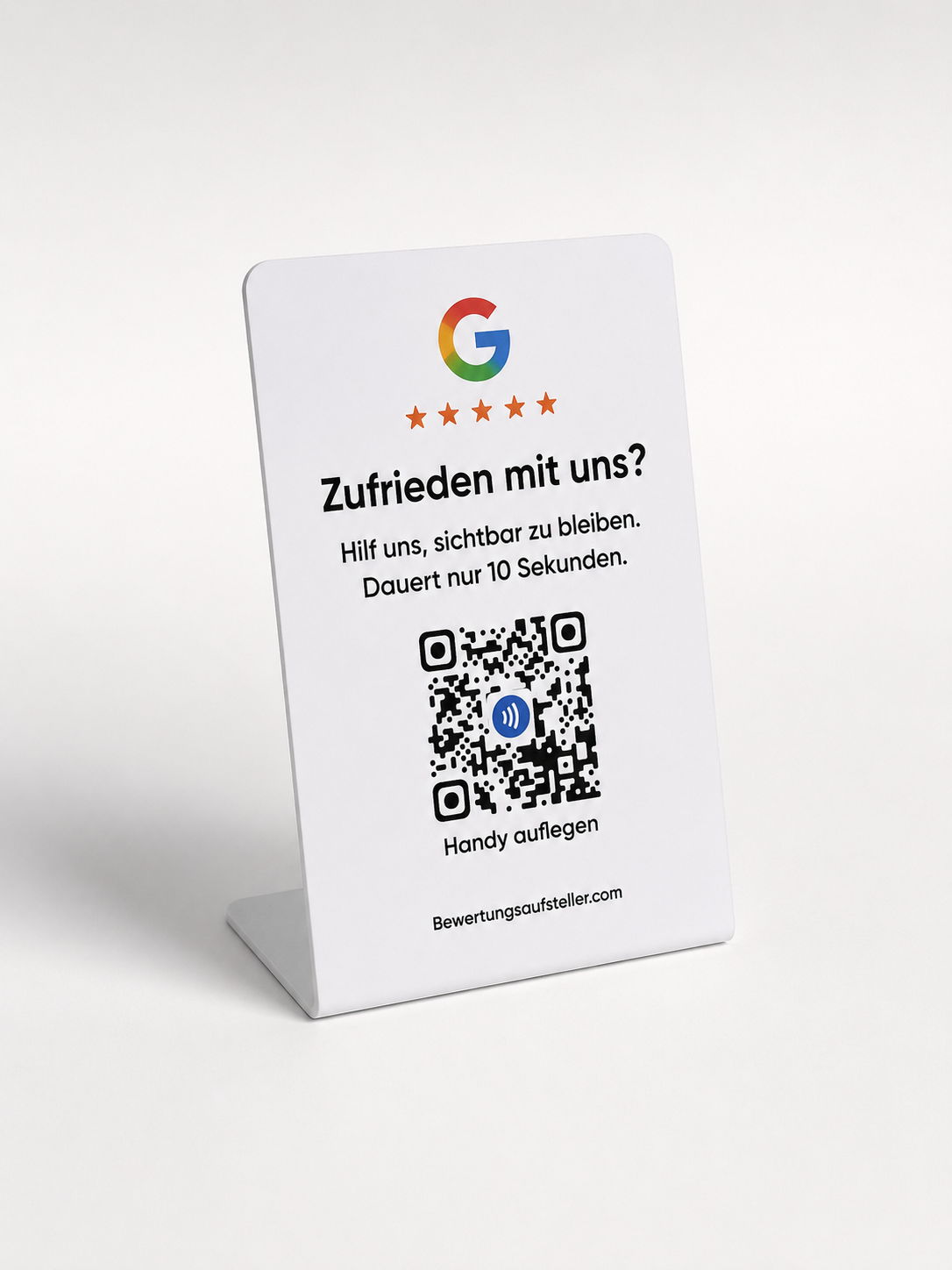 Google Bewertungsaufsteller mit NFC und QR Code auf einem Tresen